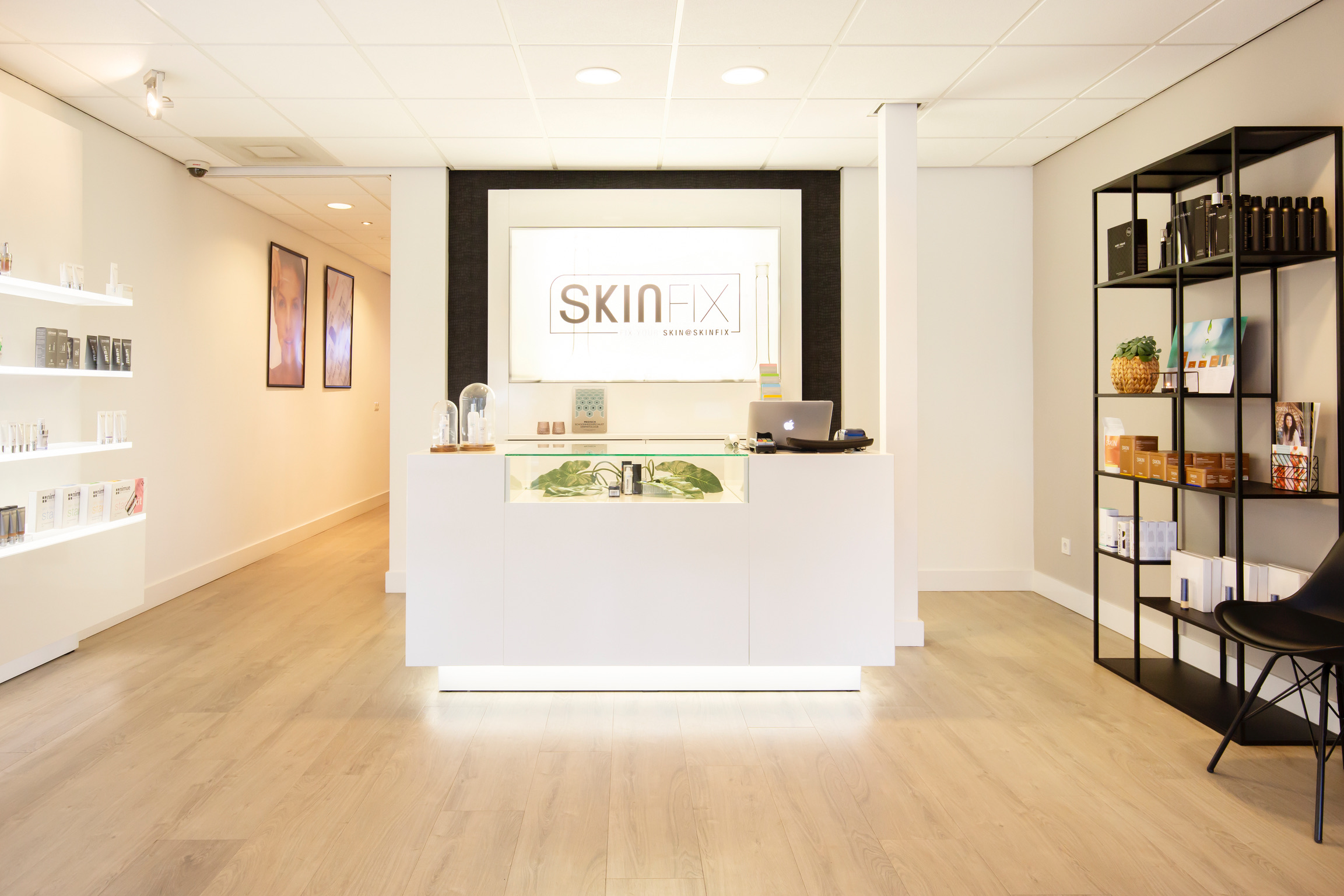 over ons Medisch Schoonheidsspecialiste Cosmetisch arts PH Formula Skin Resurfacing Permanente make up Cosmetisch arts Huidtherapie SkinFix Schoonheidssalon Schoonheidsspecialiste Volkel Uden Veghel Oss Erp Boekel Mill Nistelrode Vorstenbosch over ons